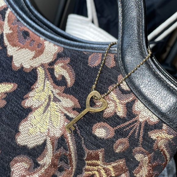 “FOREVER By Fossil handbag - Picture 2 of 14